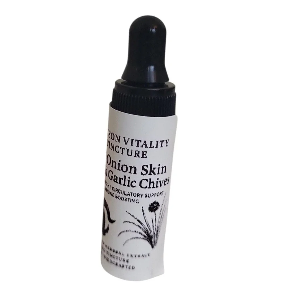 Red Onion Skin & Wild Garlic Chive Tincture • Small-Batch Botanical Extract